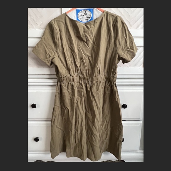 Above knee Button down olive green dress - Picture 2 of 2